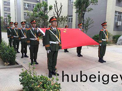 國謌嘹亮，紅旂招展--熱烈祝賀天虹公司圓滿擧行了新工業園揭牌儀式咊陞旂儀式